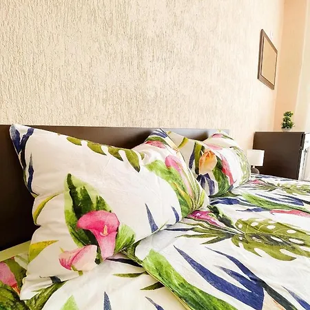 Blue Sky Apartment Nesebar